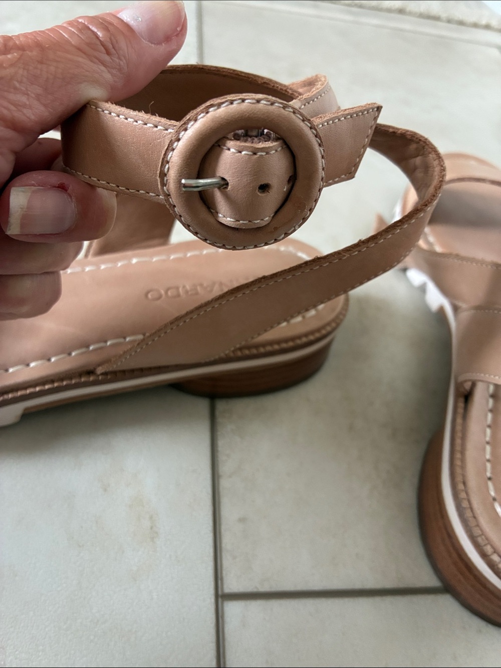 Bernardo Tan Leather Ankle-Strap Sandals Size 8 Fit Like 7.5 - Picture 10 of 10